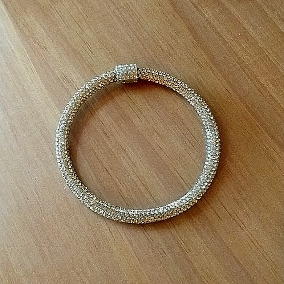 Leopard Earrings and Crystal Bracelet Set - Picture 8 of 9